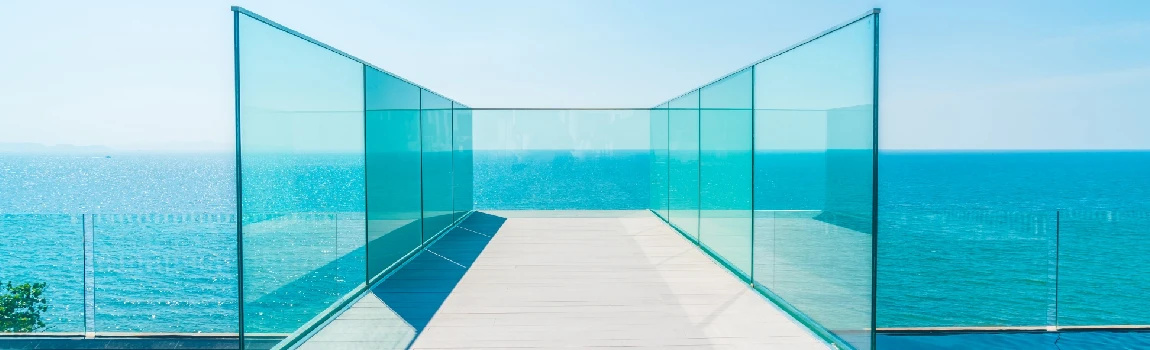 Customized Glass Pool Fence Repair Services in Englewood, FL